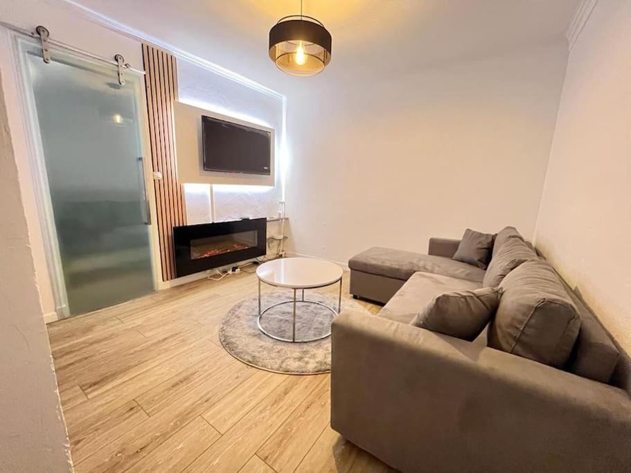 Charmant Appartement Pres De Paris - L'Inaya Maisons-Alfort Esterno foto
